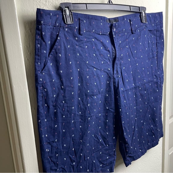 Public Record Shorts Men’s Size 40 Blue Palm Trees And Flamingos Print Bermuda - Picture 2 of 5